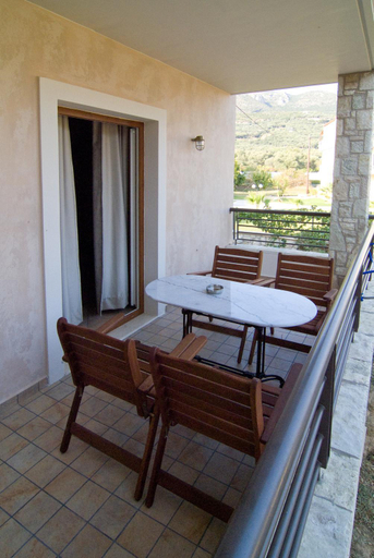 Others 5, Dalouda, Epirus