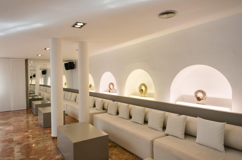 Public Area 3, Los Olivos Beach Resort, Santa Cruz de Tenerife