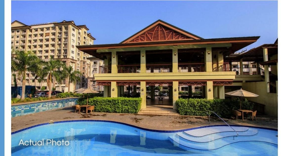 Others 4, Lovely 2 BR Condo with FREE Secured Parking, Manila City
