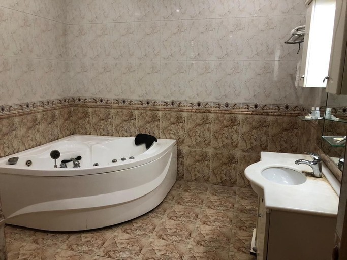Bathroom 4, Green Hotel Baku, Baku