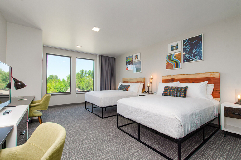 Bedroom 3, The Independence, Polk