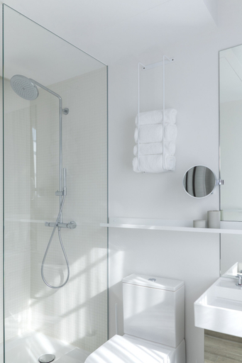 Bathroom 5, Wilmina Hotel, Berlin
