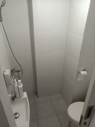 Bathroom, Barsa City By Marya, Sleman