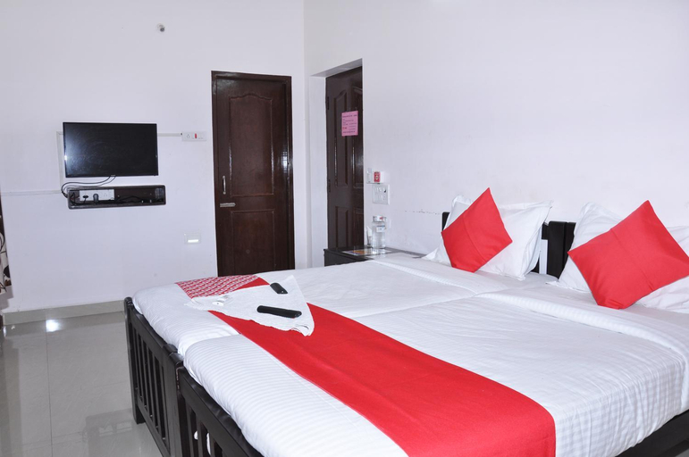 Bedroom 2, Kiruba Castle, Kancheepuram