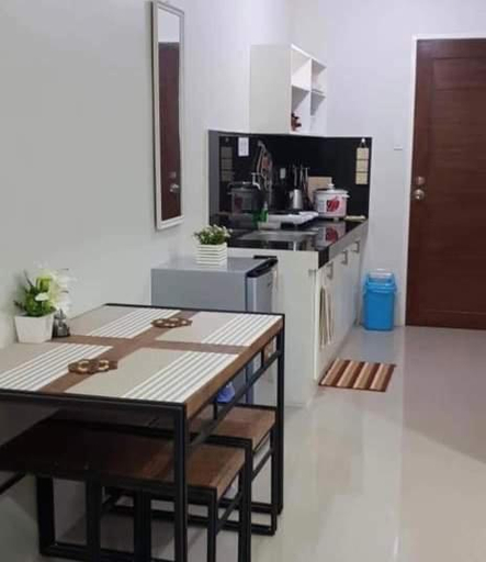 Others 4, Melon Transient House, Mabalacat