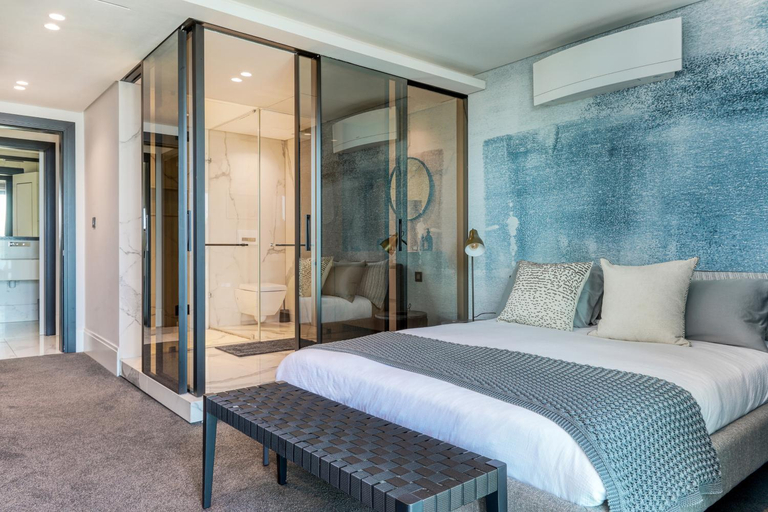 Bathroom 2, Bantry Bay Allure - Luxury Apt with the best views, City of Cape Town