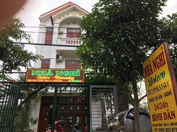 Others 3, Nha nghi Bolero, Hoa Lư