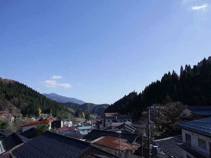 Others 5, Hachikita Hotel, Kami