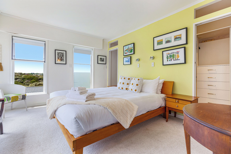 Bedroom 3, Spacious 3Br Mission Bay Home With Parking!, Waitakere