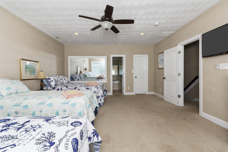 Bedroom 2, Water Front Delight On The Bay Home, Norfolk