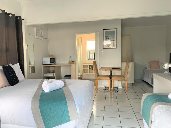 Bedroom 2, Aqua Blue Motel, Gold Coast