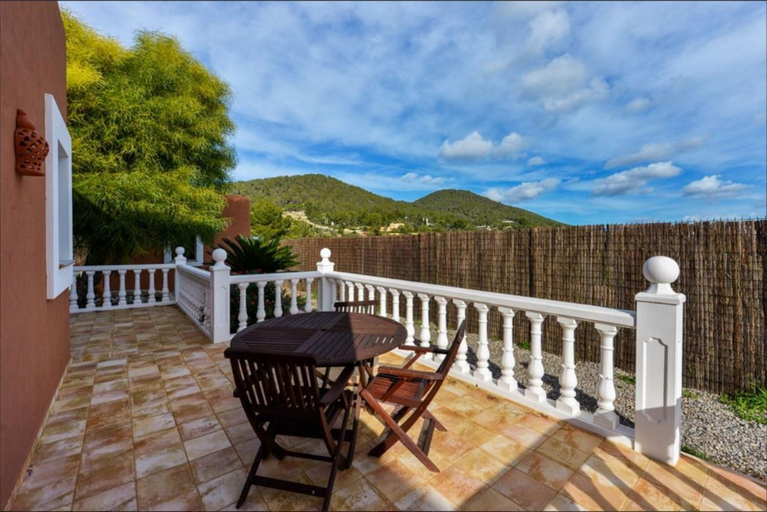Others 4, Villa Evie, Baleares