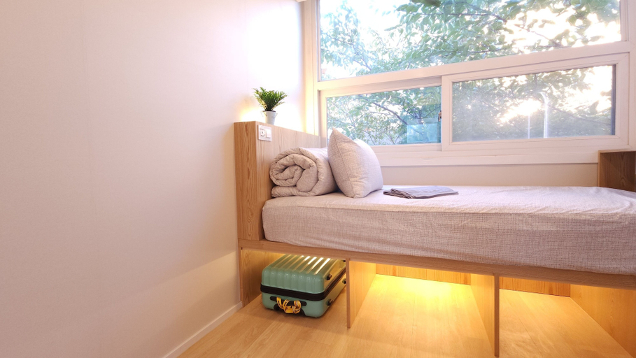 Bedroom 3, OYO Hostel Myeongdong 6, Jung