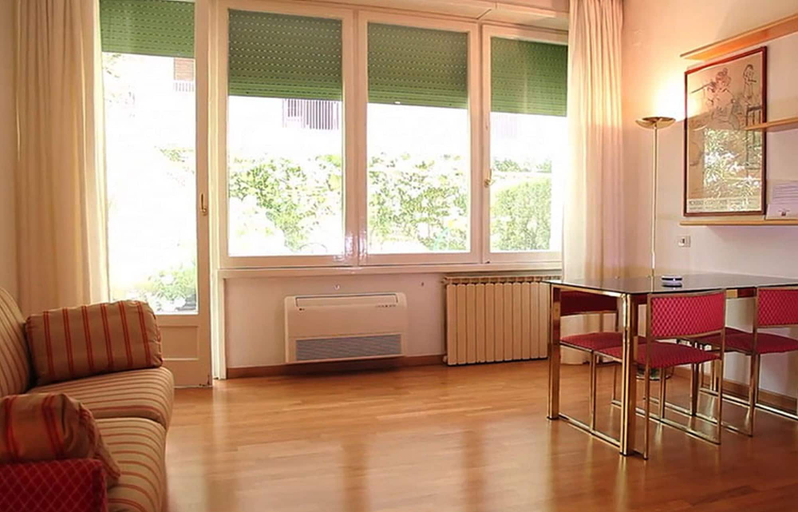 Others 4, Prati Home, Rome