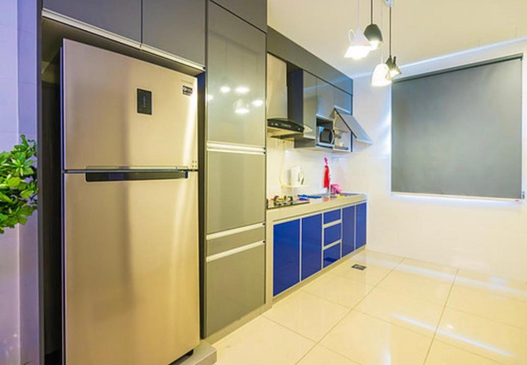 Others 4, 4-Bedrm ensuite family friendly house near Aeon Bukit Indah, Johor Bahru
