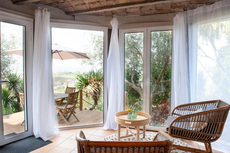 Others 5, Cal Mestre Casa Rural, Barcelona