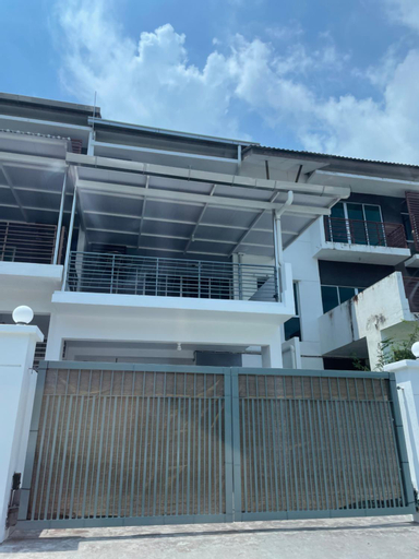 Homestay Balik Pulau, Barat Daya