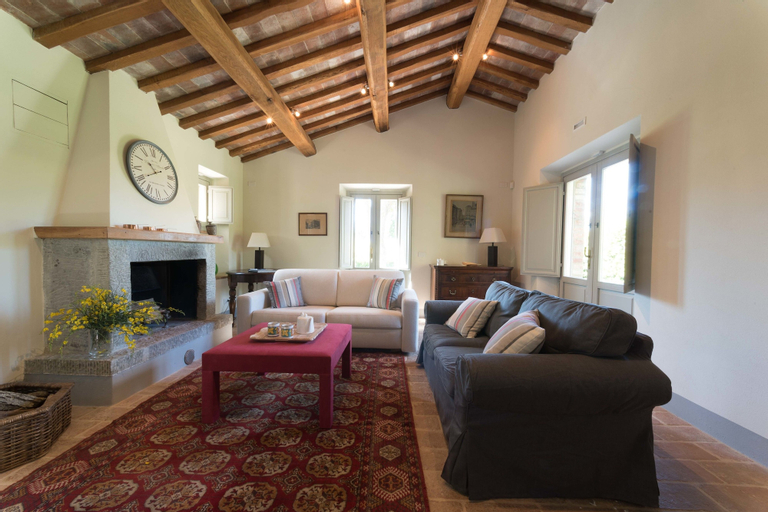 Tenuta Santo Pietro, Siena
