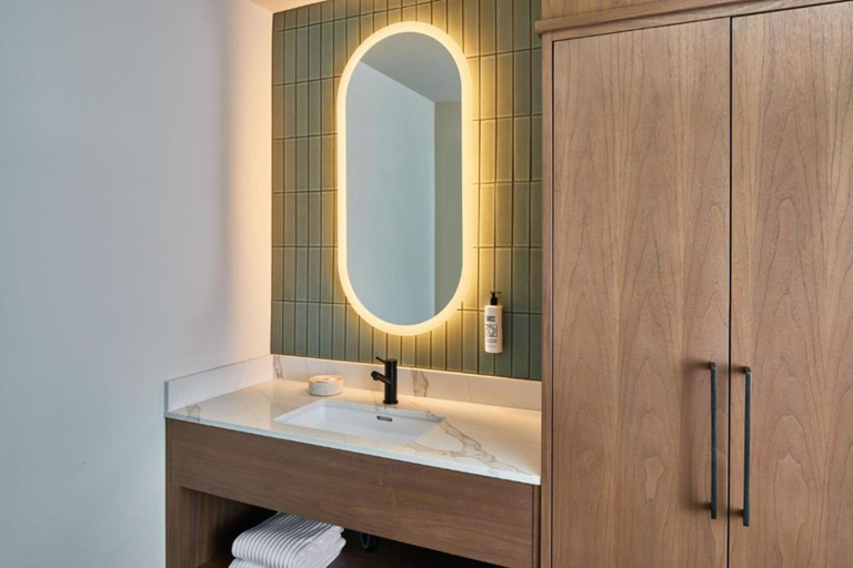 Bathroom 4, Monterey Beach Hotel, a Tribute Portfolio Hotel, Monterey