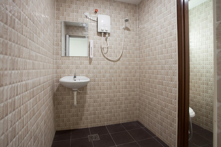 Bathroom 3, Sam Hotel Sitiawan, Manjung