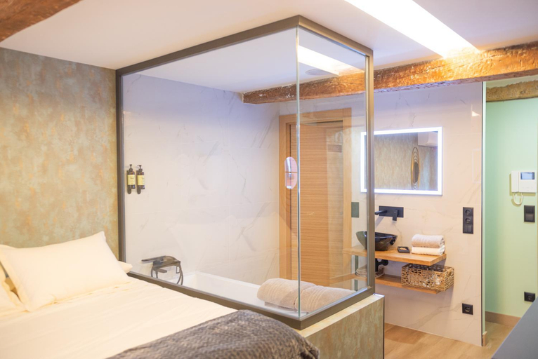 Bedroom 3, Ferrari Suites, Valladolid