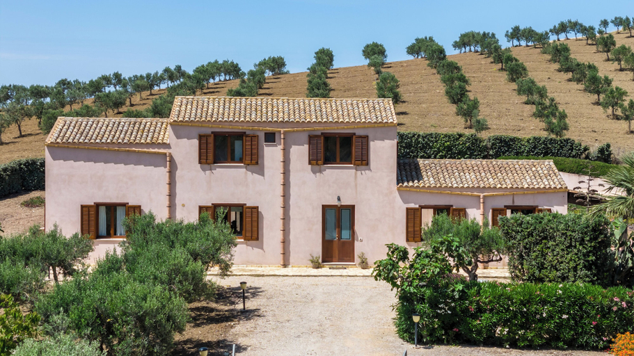 Exterior & Views 2, Villa sui Colli Ericini con Piscina by Wonderful Italy, Trapani