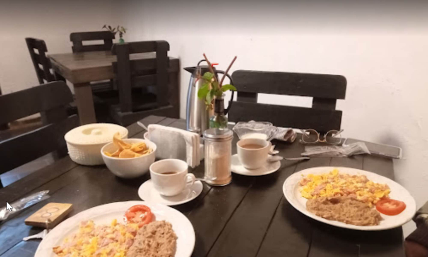 Food & Drinks, ANTIQUE Garcia, García