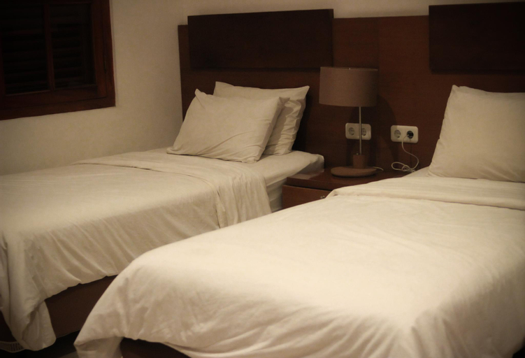 Bedroom 13