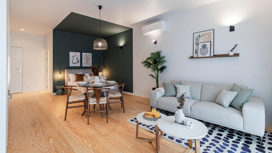 Others 5, Almada 551 by LovelyStay, Porto