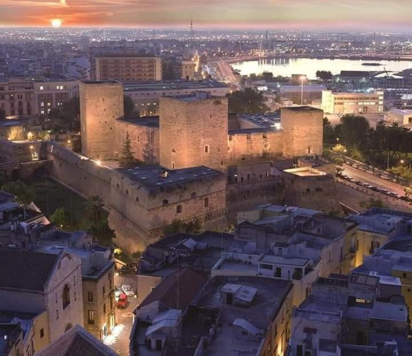 Others 5, B&B Romeo, Bari