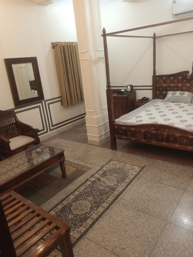 Bedroom 9
