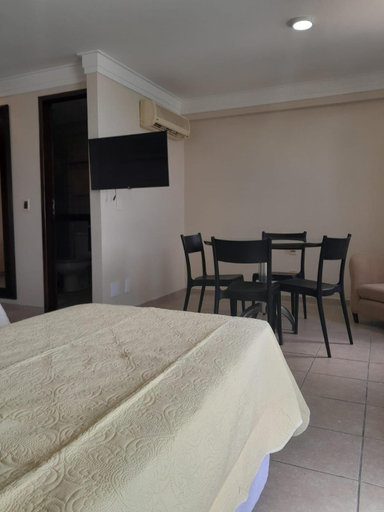 Others 2, Quarto em condominio beira-mar, Recife