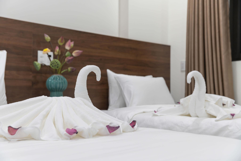 Bedroom 12