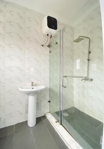 Bathroom, Green Court Apartments and Suites Lekki, Eti-Osa