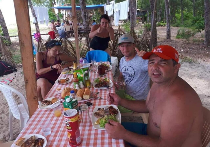 Food & Drinks 3, Lukshvilla private villa Le morne wind n kite surfers accomodation & car rental mauritius, Black River