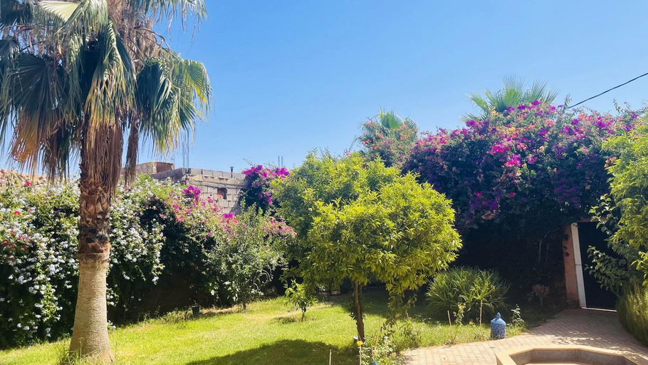 Garden 4, Elegant Villa in Marrakech with Private Pool, Marrakech