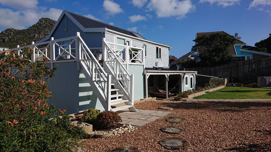 Others 4, Villa Amanzi, City of Cape Town