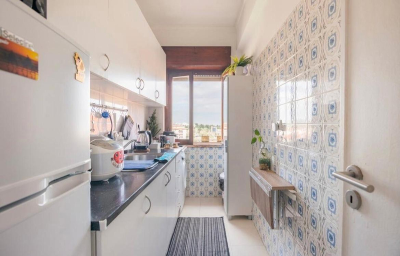 Others 5, Cardia’s Guest House, Loures