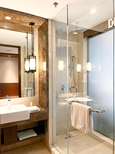 Bathroom 8