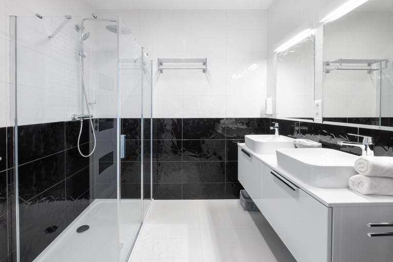 Others 2, Divat Apartments - Central Smart Homes, Győr