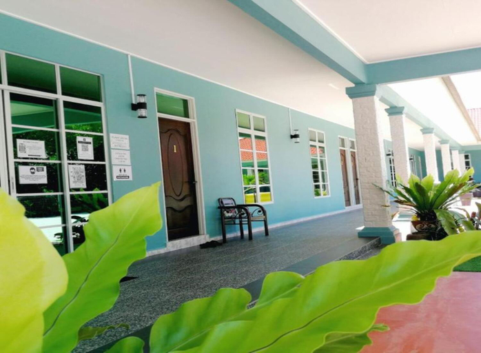 Others 4, D'Embun Inap Desa Besut, Besut