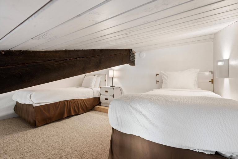 Bedroom 3, Woodbridge 21E, Pitkin