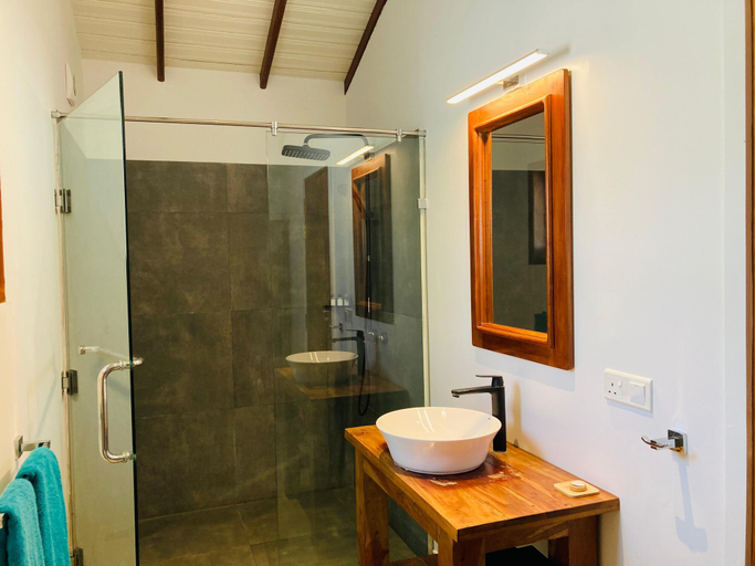 Bathroom 4, Kirinda Paradise Yala, Thissamaharama