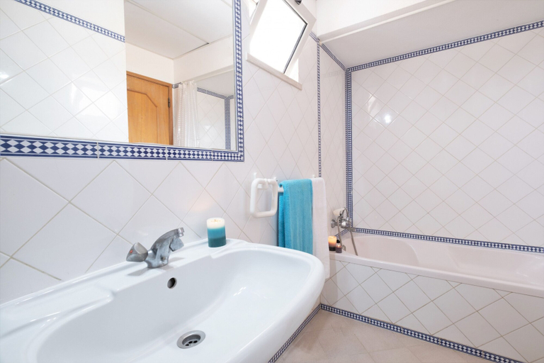 Bathroom, Villa Oahu, Albufeira