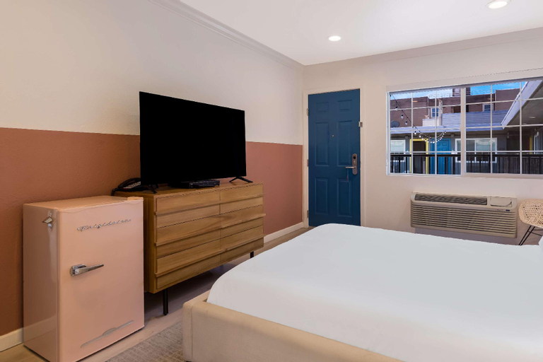 Bedroom 8