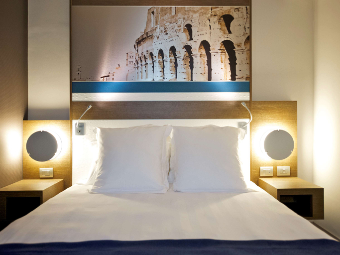 Bedroom 3, Mercure Roma Centro Colosseo, Roma