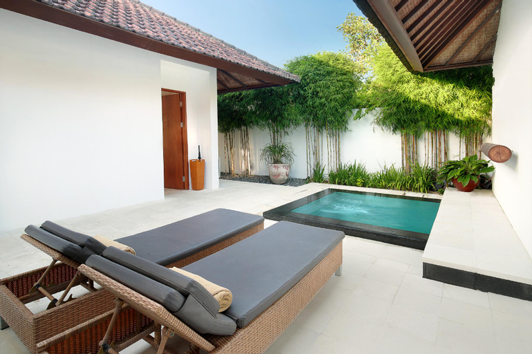 Swimming Pool 5