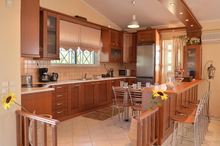 Others 2, Domelia's Luxury Apartments near Airport & beach, Attica