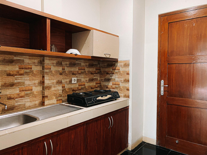 Dining Room 11