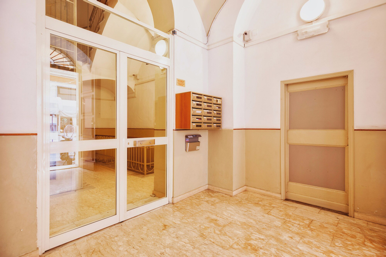 Central Festival Apartment, Imperia